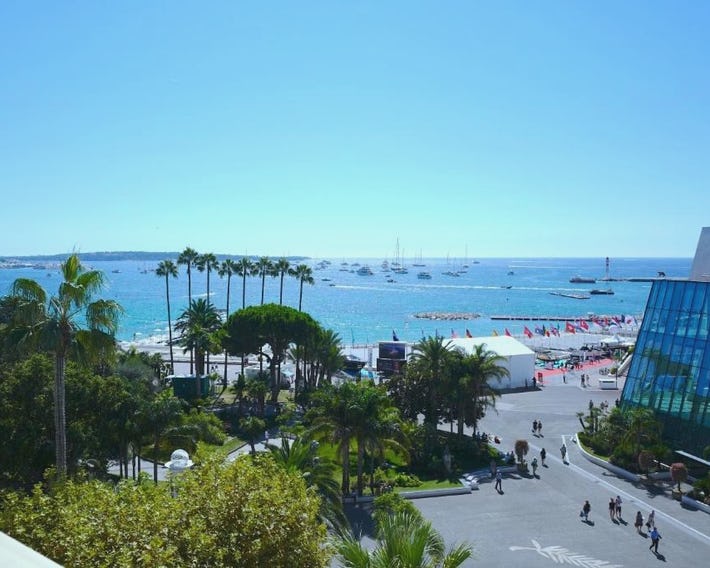 Cannes - Croisette - Palais des Festivals