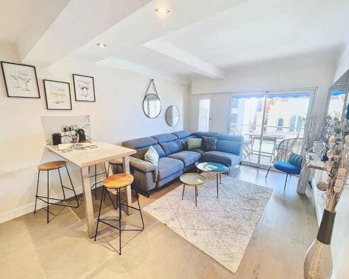 2 BR Croisette balcony & sea view Olam Properties