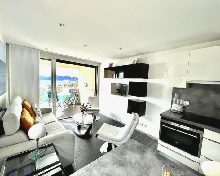 Beau T2 avec terrasse vue mer