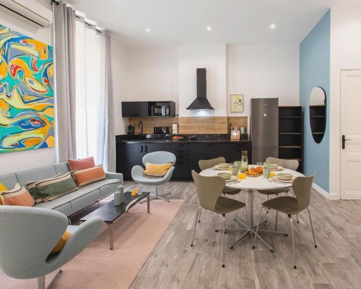 C15 Staywizus - 2 BDR Historic Old Cannes 5 min Sea - AC & Wifi