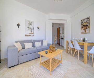 Sublime Two bedroom apartment with Terrace