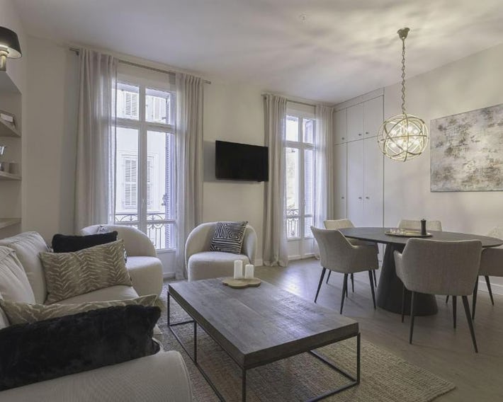 Appartement De Luxe, Meynadier by Halldis