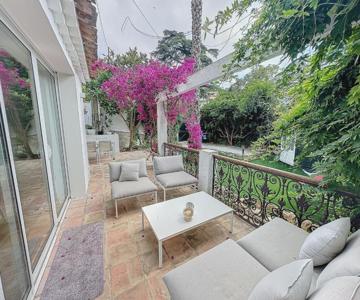55m2 Charmante maison mitoyenne, jardin, parking