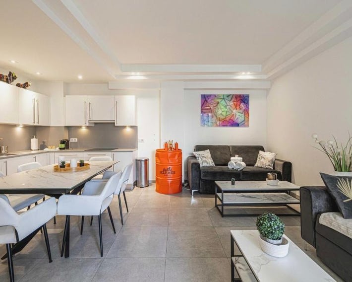 Modern 1 bedrm apt with balcony - Cannes-Croisette