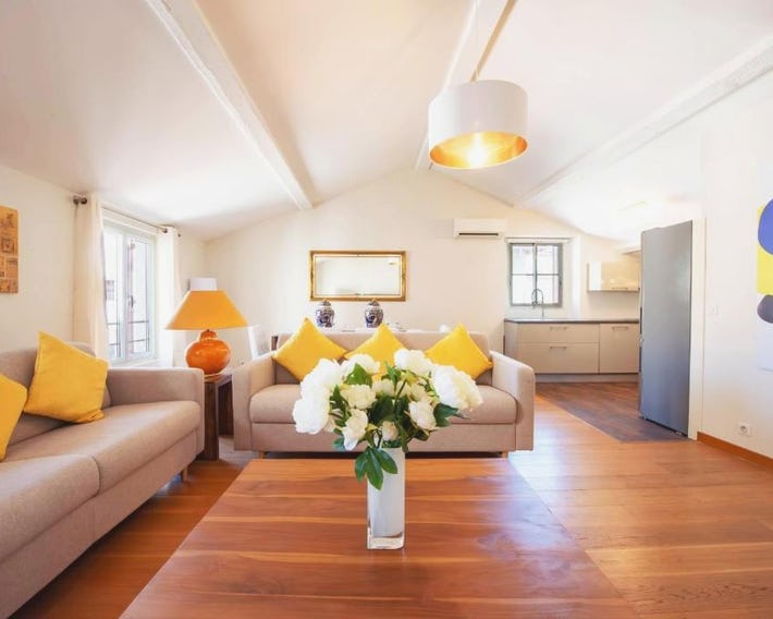 Exquisite 2-Br apartment 3 minutes from la Croisette
