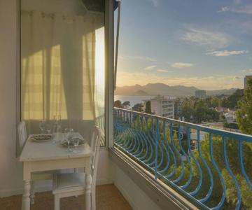 Upstays Sea View Loggia 31m Studio