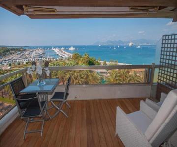 Croisette - 2 Bedrooms - Panoramic Sea View