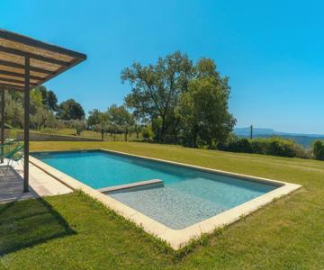Sur Les Hauteurs Du Luberon