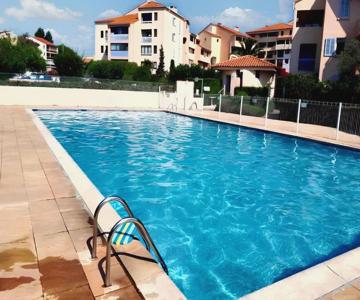 Studio charmant à Fréjus avec piscine commune - 30 m²