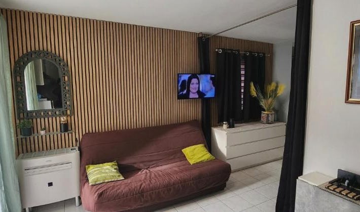 STUDIO de VACANCES FREJUS PLAGE