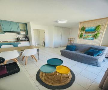 Studio climatisé - Port Fréjus, plage à 250m