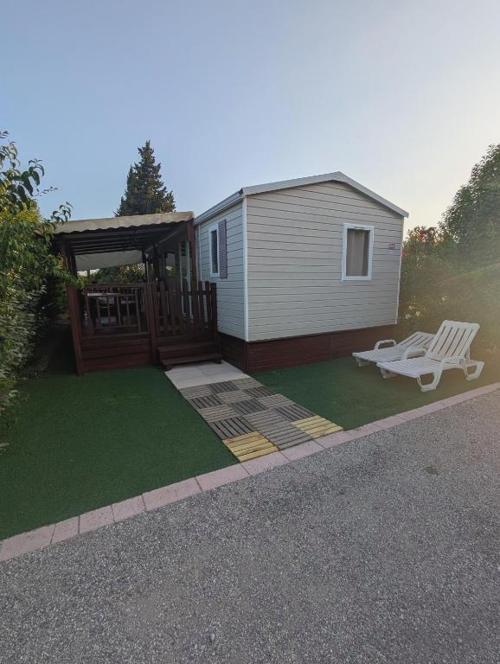 Mobil home MAXI CONFORT SUR LA COTE D'AZUR