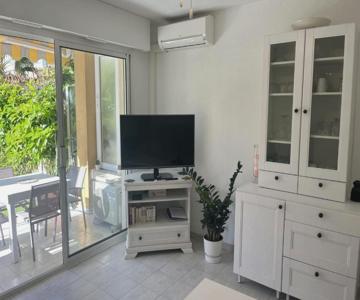 Garden Studio Next To Beach