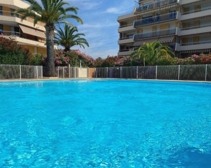 le balcon de Funès, proche des plages