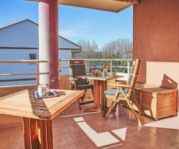 Apartment Les Rives Latines-3 By Interhome