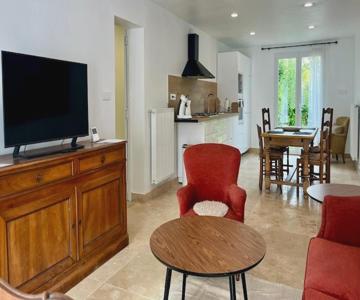 Appartement Symphonie T3, 2 terrasses, grand jardin & parking privé au calme