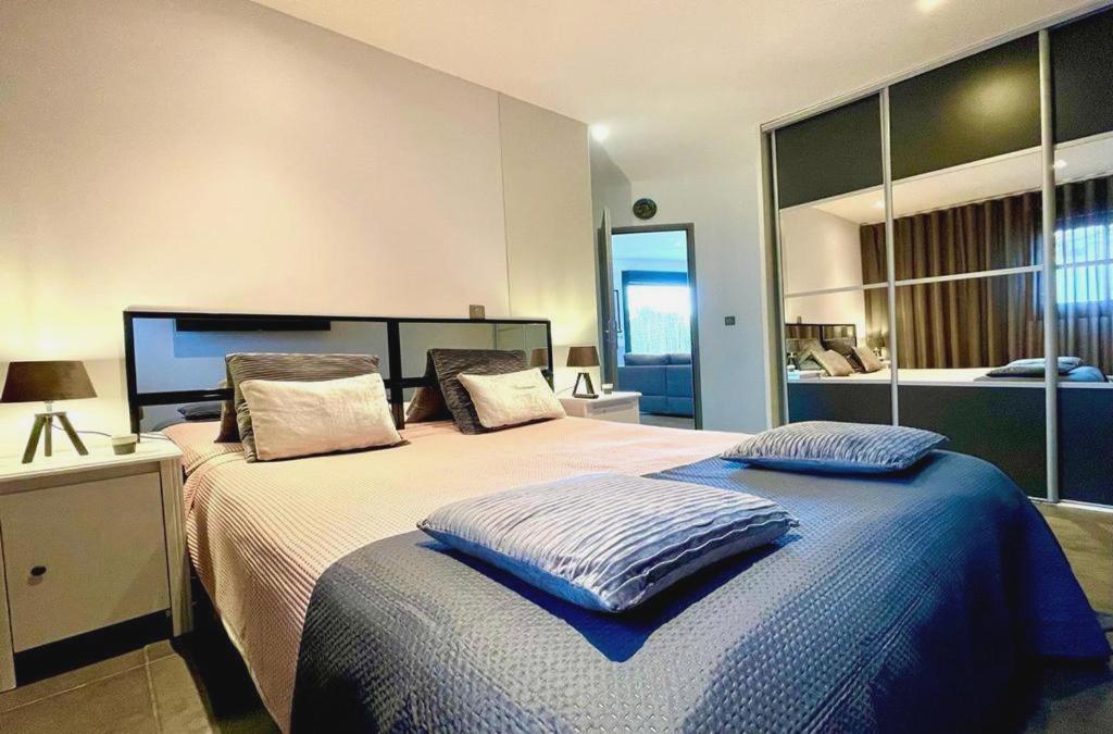Le Loft Cosy Chic - Contemporain, Clim, Wifi, 6 Pers