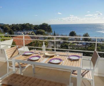 Apartment Les Hauts De Fonsainte By Interhome