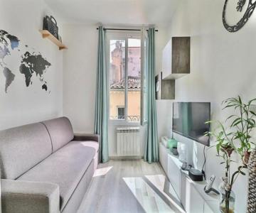 Central, Fully Equipped, Enjoy!