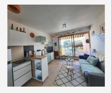 Sea view studio