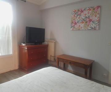 1er etage privatif dans une maison