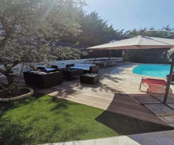 Villa Jasmin, bas de villa, à 10 min de Cannes, piscine privée