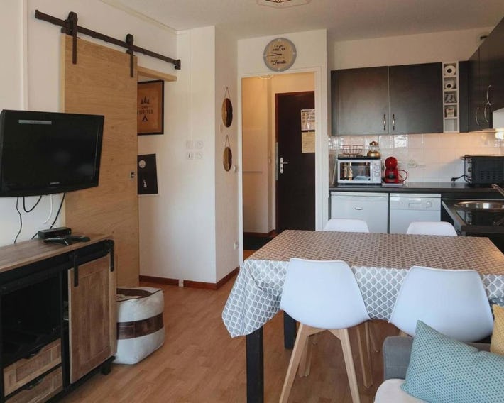 Appartement rénové avec piscine, sauna, hammam et wifi aux Orres 1800 - FR-1-322-278