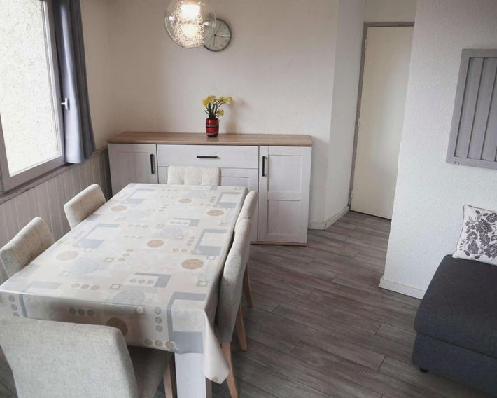 Charmant 2 pièces rénové, 6 pers, balcon, accès direct pistes, au coeur des Orres - FR-1-322-384