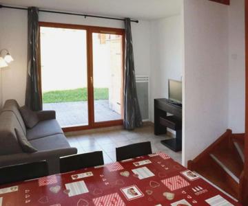 Chalet Les Orres, 3 Pièces, 6 Personnes - Fr-1-322-110