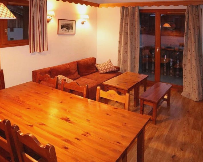 Duplex standing 2 ch + coin montagne, au pied des pistes, 9 pers, animaux admis - FR-1-322-239