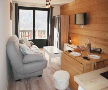 Studio rénové pour 2 pers, coeur de station, accès pistes, balcon sud - FR-1-322-307
