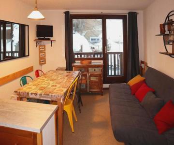 Maison Les Orres, 2 Pièces, 6 Personnes - Fr-1-322-593