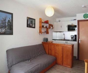 Studio au coeur des Orres 1650, accès pistes, balcon - FR-1-322-574