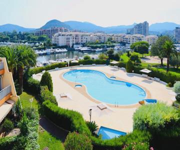 Somptueux 3 Pièces Vue Sur Piscine