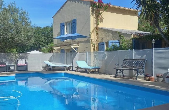 Maison jardin grande piscine 2 étoiles