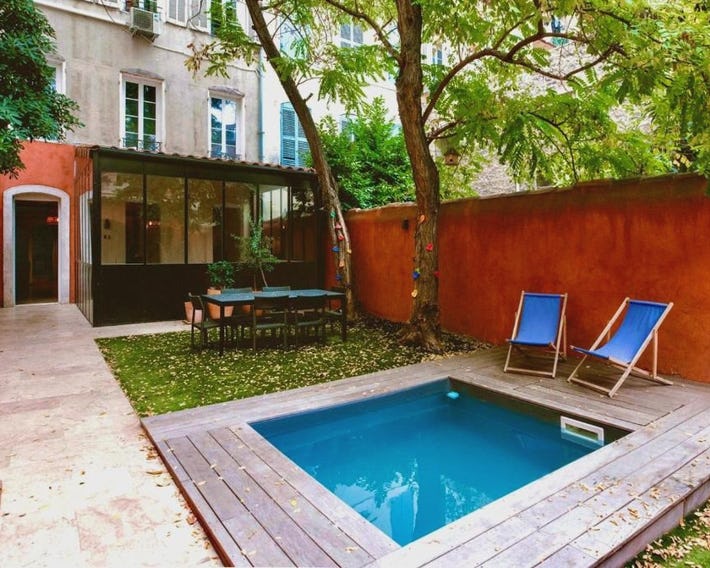 Superb loft featuring garden, sauna and private pool