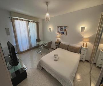 Studio 28 M2 Au Calme à Menton