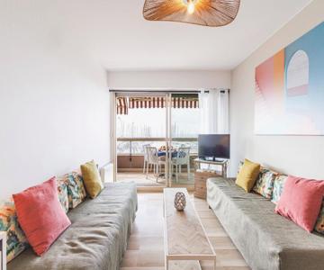 EP2A2 - Beautiful 1BDR with sea view - Swimming pool - AC - Parking