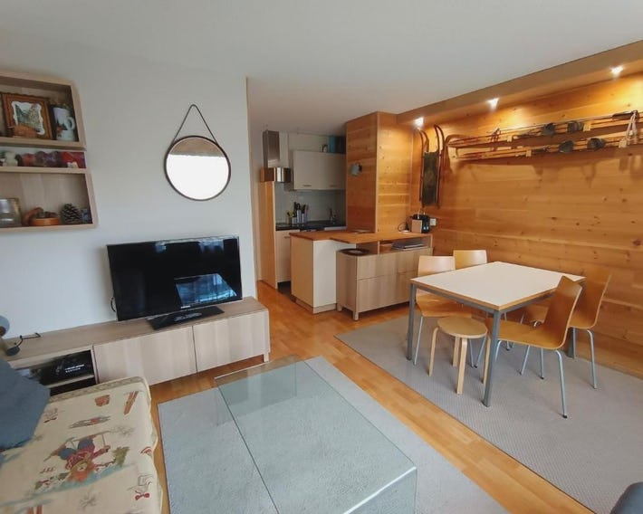 Studio lumineux rénové, parking, animaux acceptés, 5 pers - FR-1-445-62