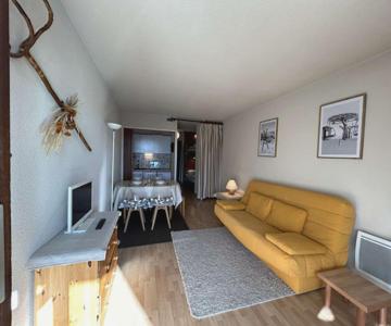 Studio montagne 4 pers. avec balcon, pistes à 100m, parking, local à skis - Montgenèvre - FR-1-330D-