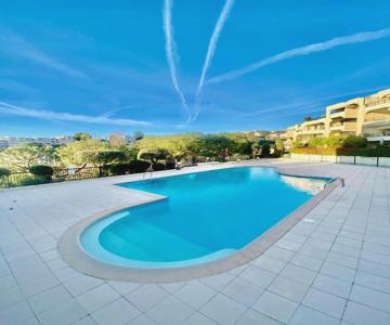 Nice Ouest- 2P au Calme, Piscine, AC