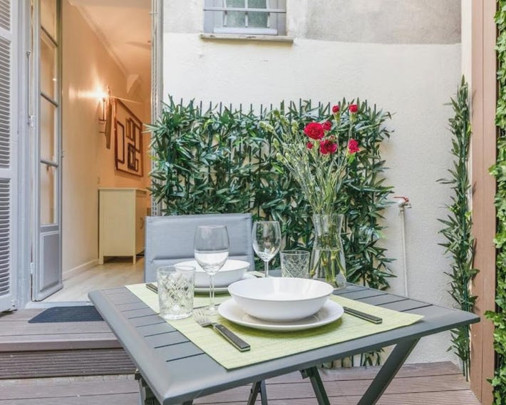 Apartment in the heart of Nice