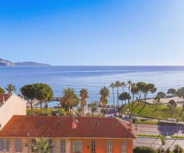 Cote d-Azur Charm, Studio Apartment with panoramic seaview in Nice