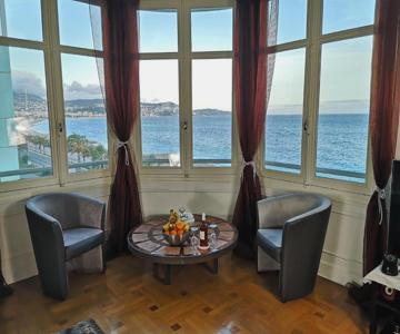 LE MIRAGE, SEA FRONT view, 3 bedrooms, 100m