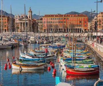 Charme Méditerranéen Votre pied à terre au Coeur du Port de Nice