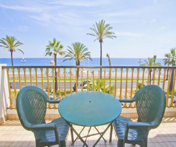 PROMENADE HOLIDAY - ORIENT & SEA