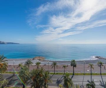 SEA FRONT - panoramic sea view studio with terrace