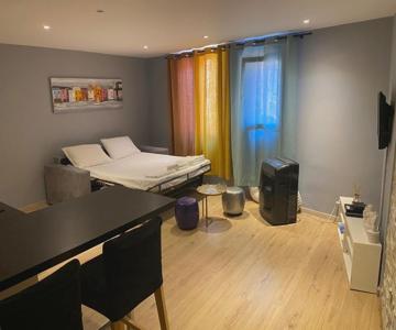 STUDIO VIEILLE VILLE