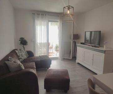 Superbe appartement avec piscine l'été de juin à septembre