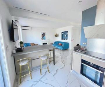 Beach front, Superbe appartement pour 4 personnes
